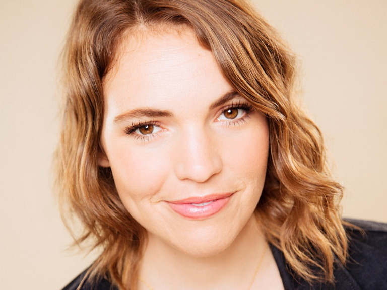 Beth Stelling